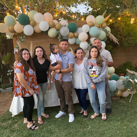 Meet your Posher, Andres - Picture 1 of 1